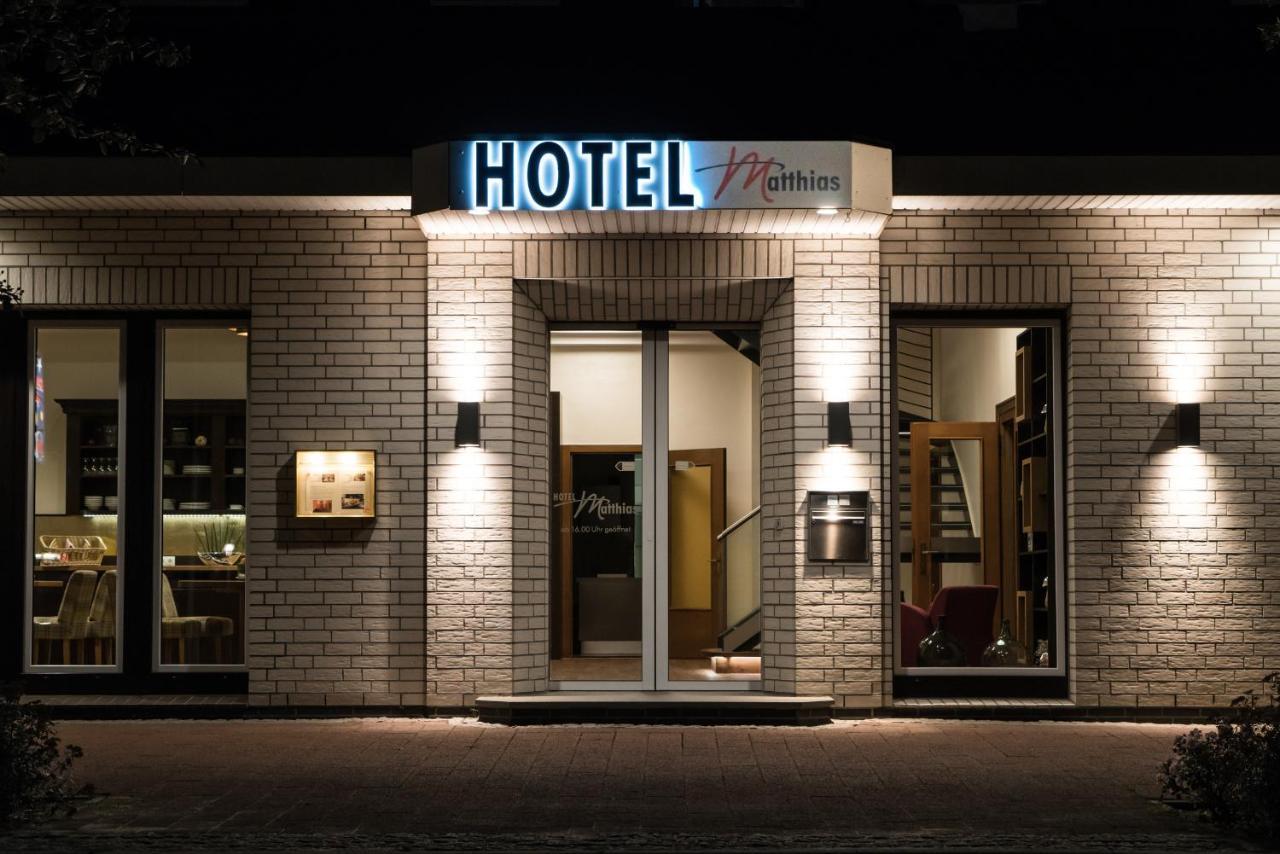 Hotel Matthias Gnarrenburg Exterior foto